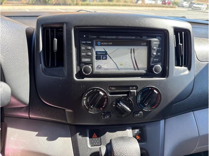 Nissan NV200  2017
