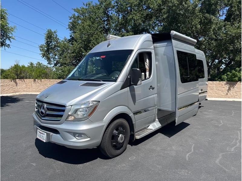 Mercedes-Benz Sprinter  2014