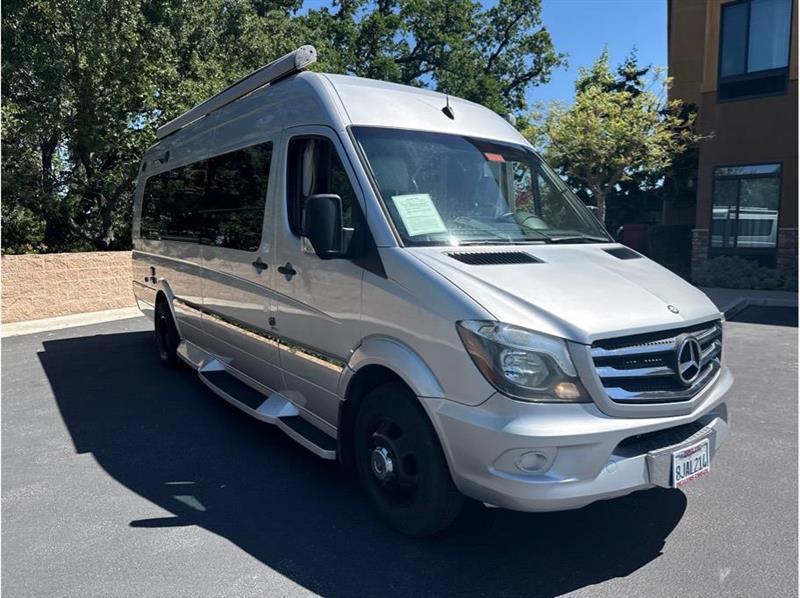 Mercedes-Benz Sprinter  2014