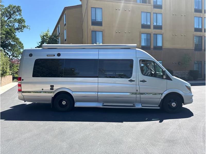 Mercedes-Benz Sprinter  2014