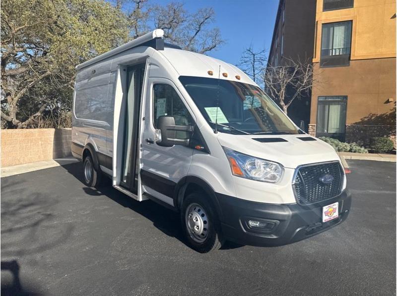 Ford Transit  2022