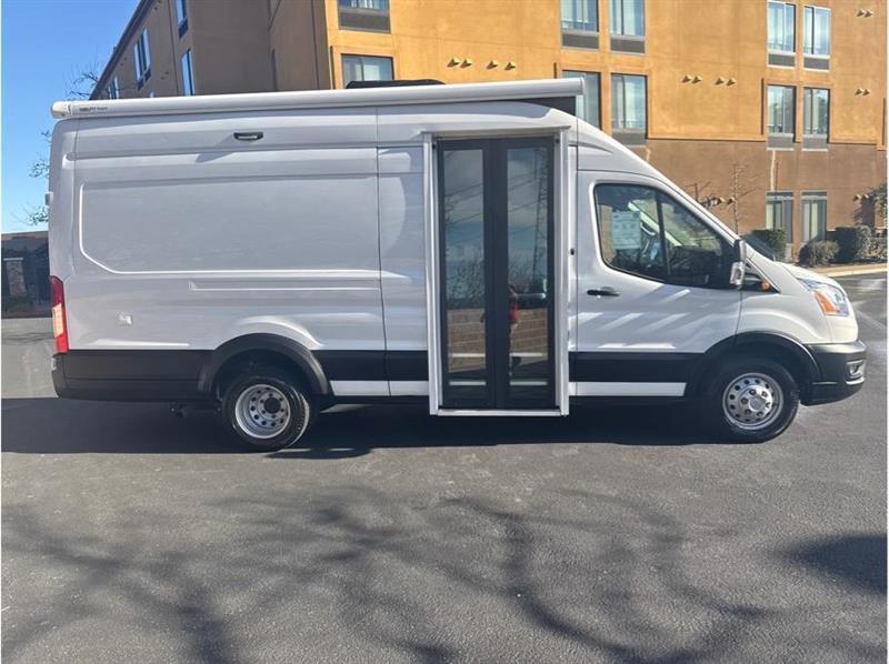 Ford Transit  2022