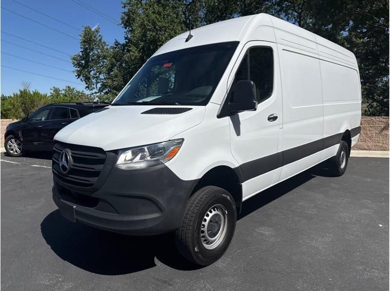 Mercedes-Benz Sprinter  2024