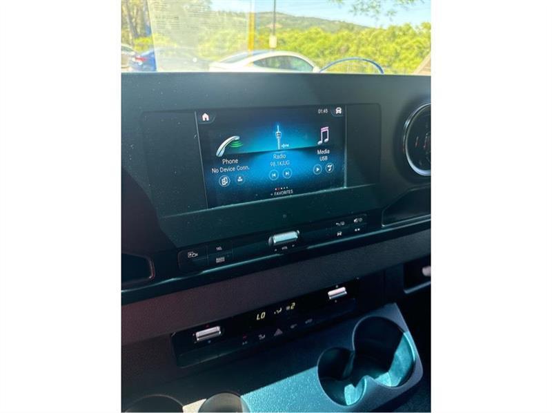 Mercedes-Benz Sprinter  2024