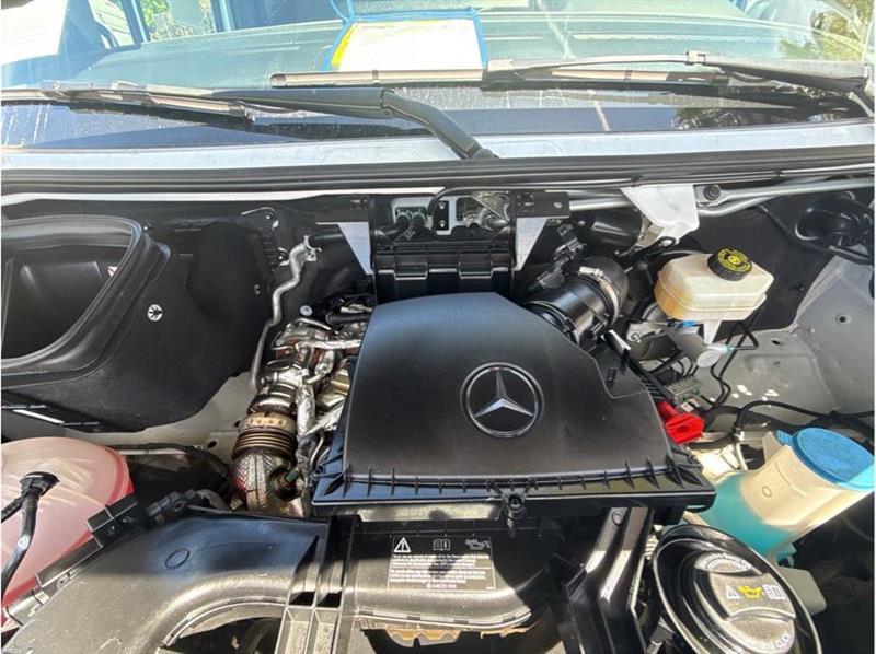 Mercedes-Benz Sprinter  2024