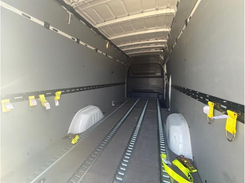 Mercedes-Benz Sprinter  2024