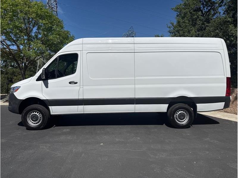 2024 Mercedes-Benz Sprinter Cargo Van Base