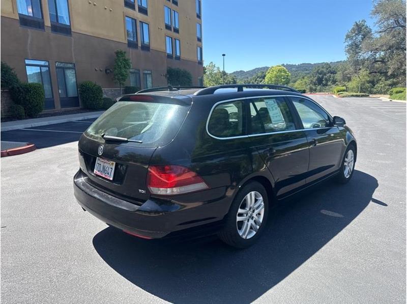 Volkswagen Jetta SportWagen  2013