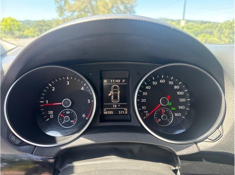 Volkswagen Jetta SportWagen  2013