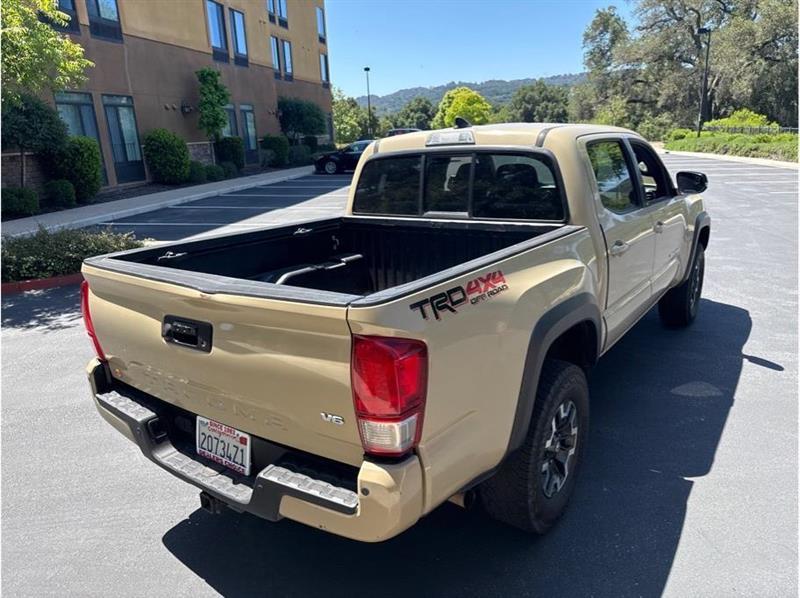Toyota Tacoma  2016