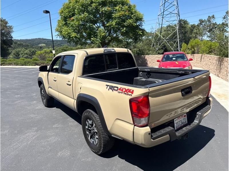 Toyota Tacoma  2016