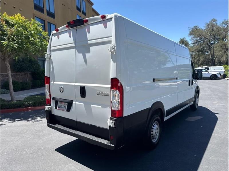 RAM Promaster  2025