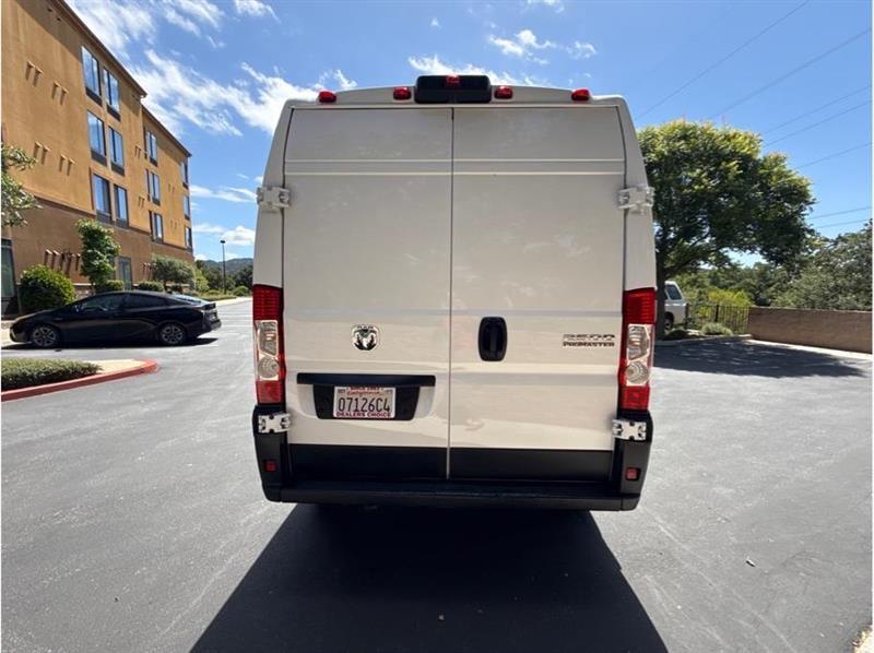 RAM Promaster  2025