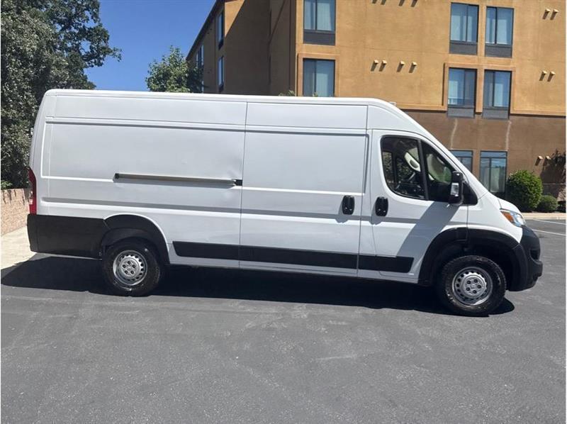 RAM Promaster  2025