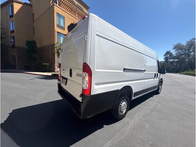RAM Promaster  2025