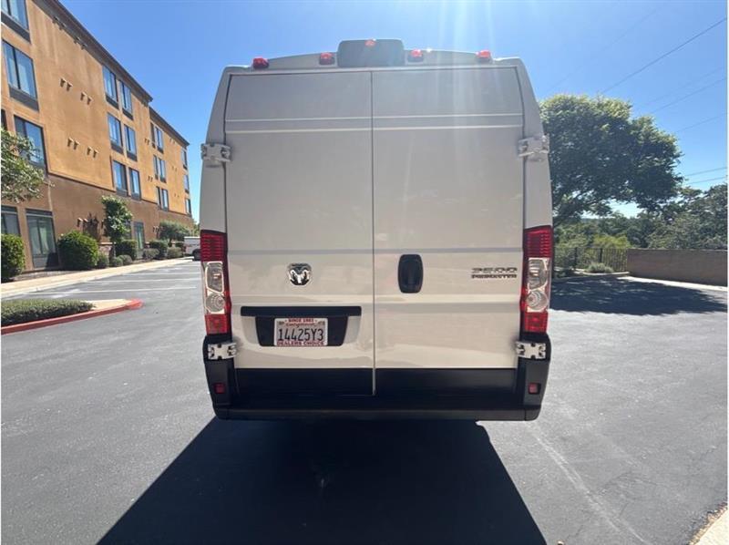 RAM Promaster  2025