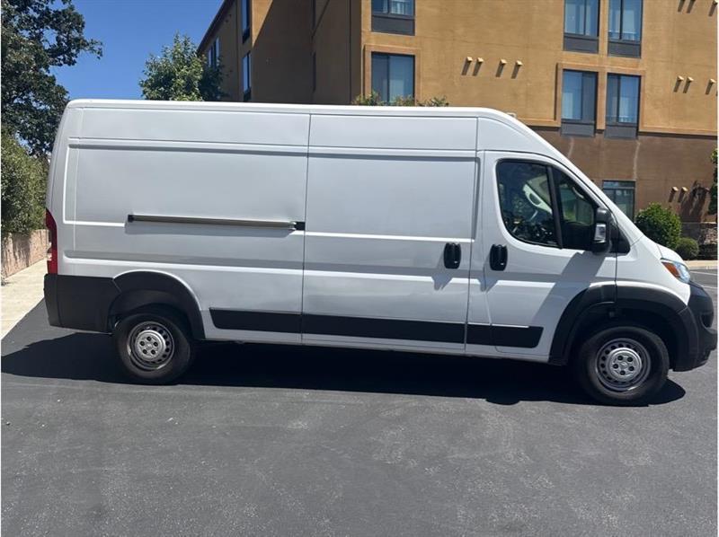RAM Promaster  2025