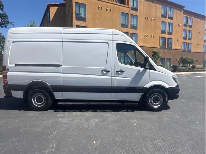 Mercedes-Benz Sprinter  2017