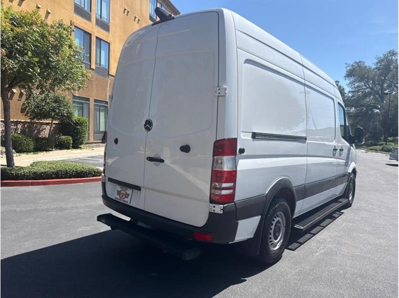 Mercedes-Benz Sprinter  2017