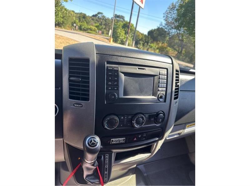 Mercedes-Benz Sprinter  2014