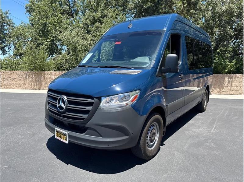 Mercedes-Benz Sprinter  2023