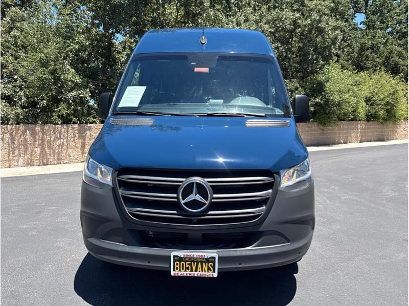 Mercedes-Benz Sprinter  2023
