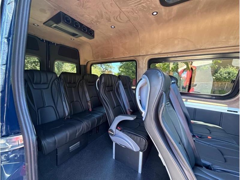 Mercedes-Benz Sprinter  2023