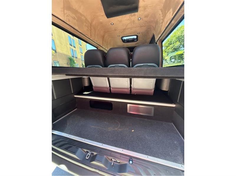Mercedes-Benz Sprinter  2023