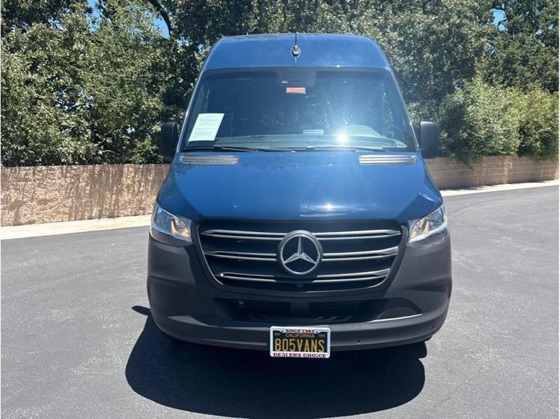 Mercedes-Benz Sprinter  2023