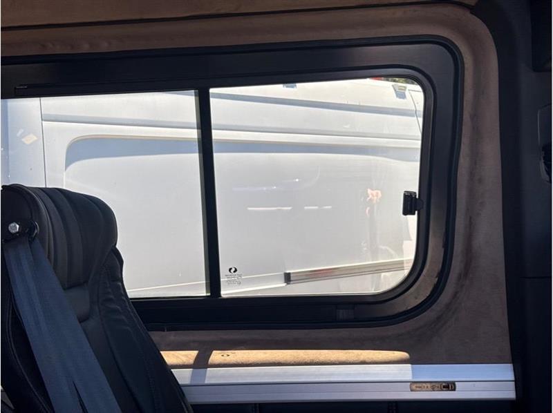 Mercedes-Benz Sprinter  2023