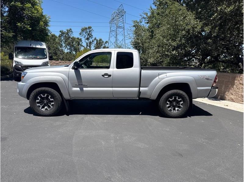 Toyota Tacoma  2010