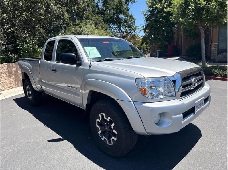 Toyota Tacoma  2010