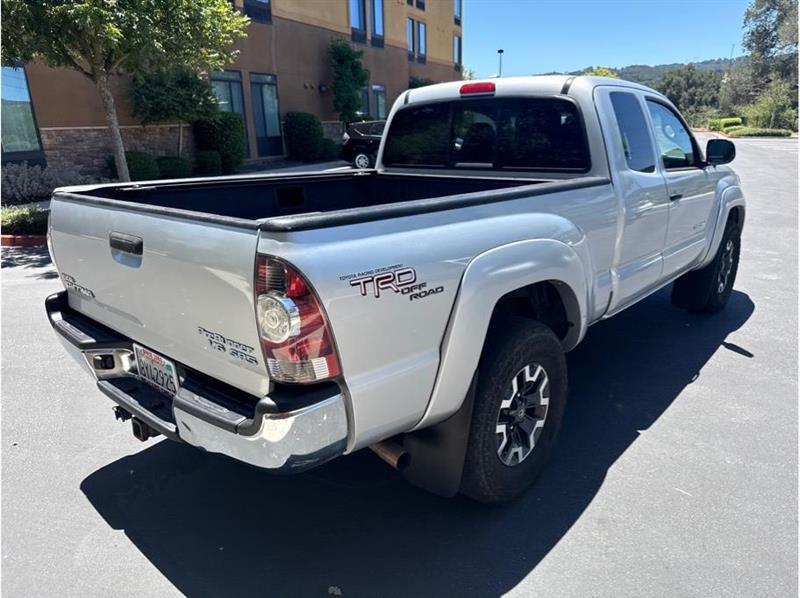 Toyota Tacoma  2010