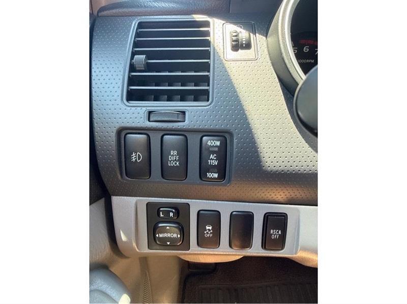 Toyota Tacoma  2010