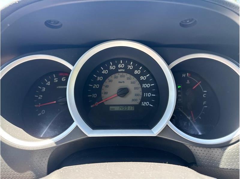 Toyota Tacoma  2010