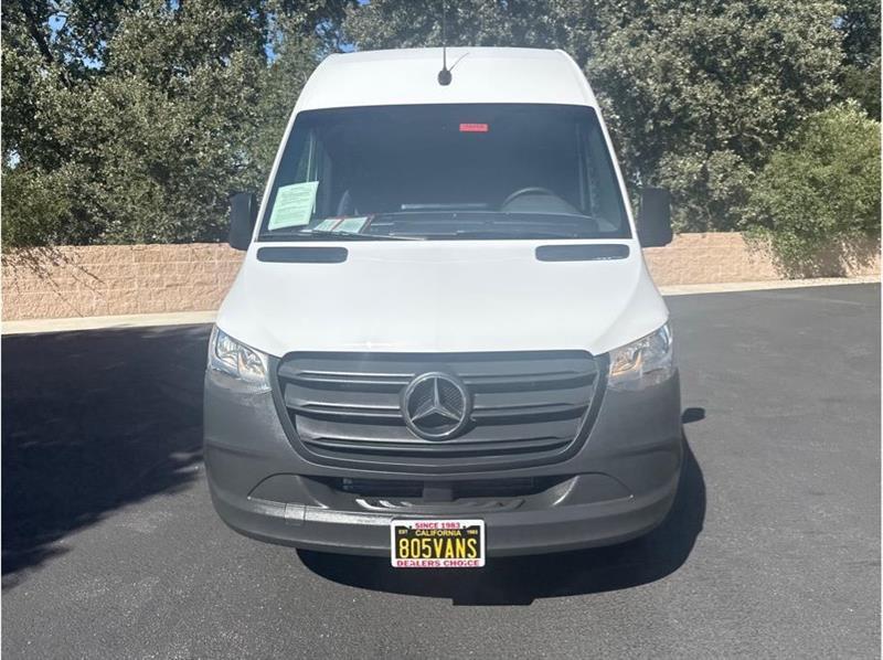Mercedes-Benz Sprinter  2024