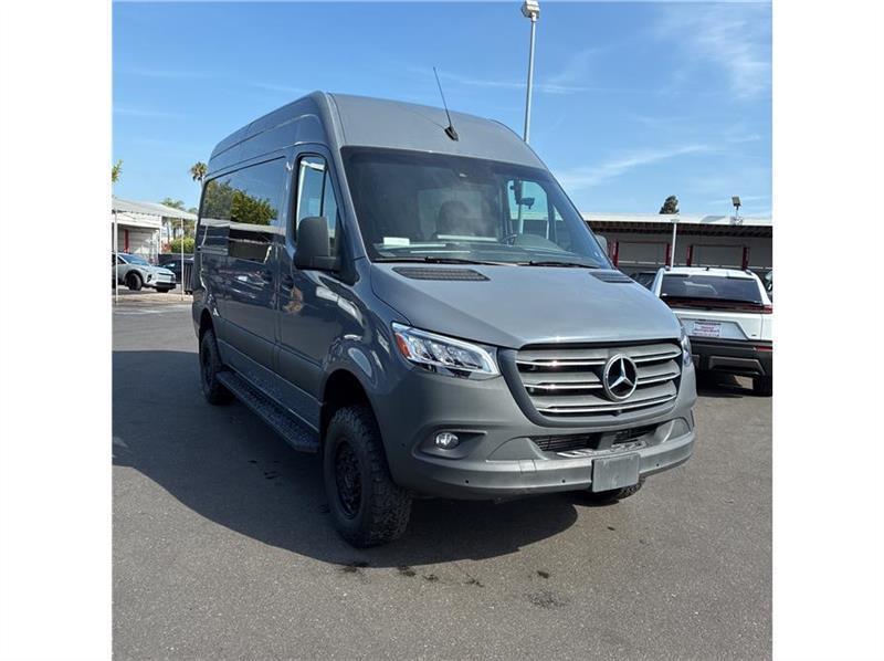 Mercedes-Benz Sprinter  2021