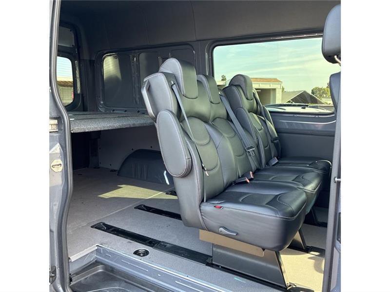 Mercedes-Benz Sprinter  2021