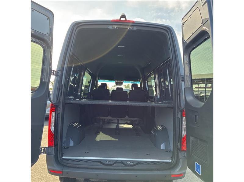 Mercedes-Benz Sprinter  2021