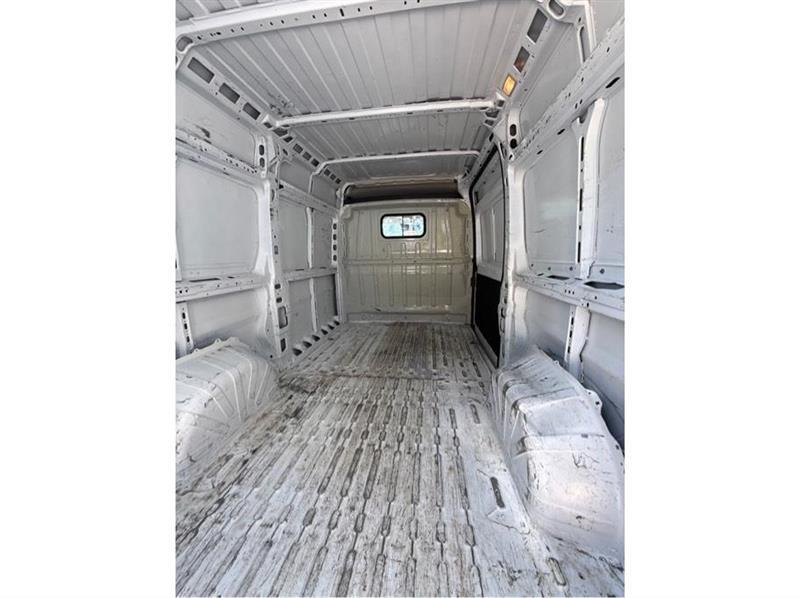 Ram ProMaster 2500 photo 18