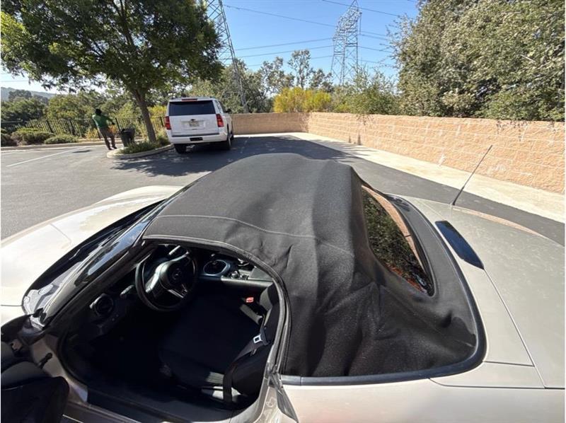 Mazda MX-5 Miata  2023