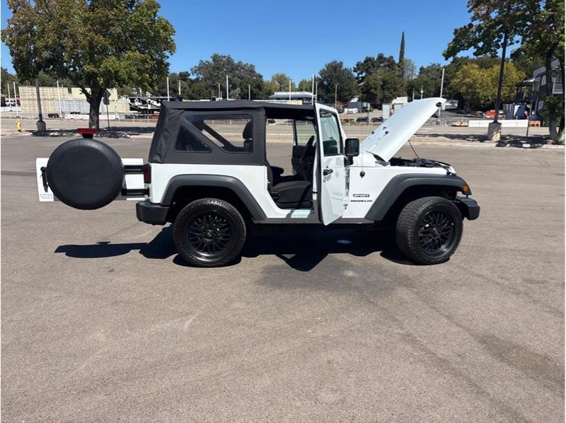 Jeep Wrangler  2017