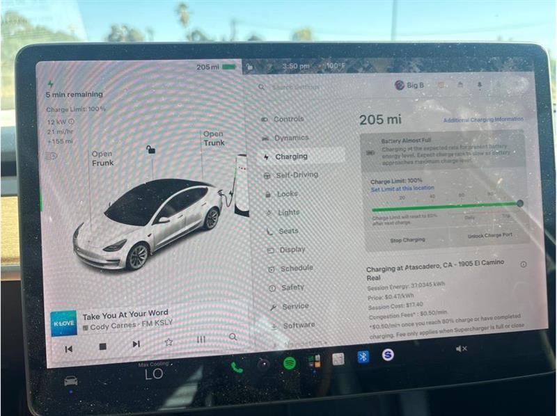 Tesla Model 3 photo 3