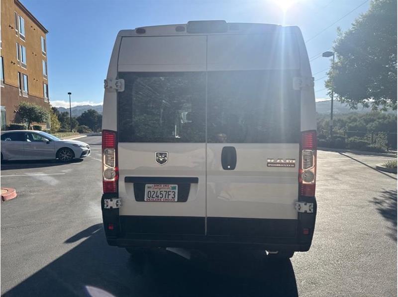 Ram ProMaster 2500 photo 8