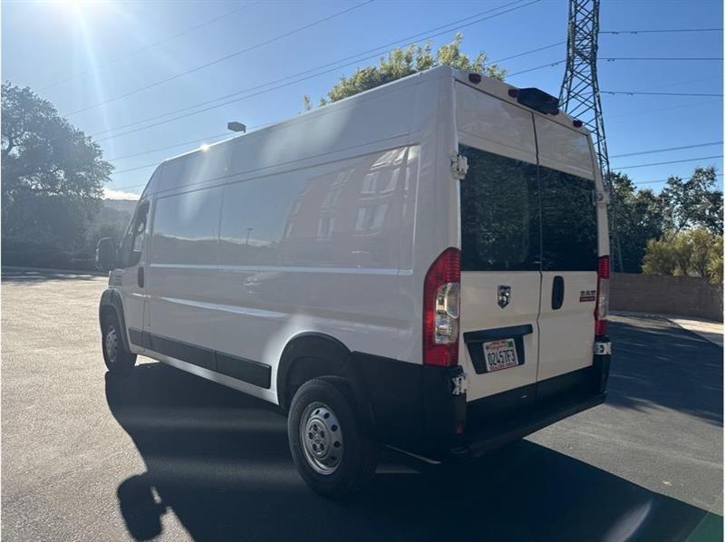 Ram ProMaster 2500 photo 9