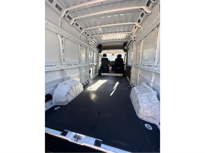 Ram ProMaster 2500 photo 17