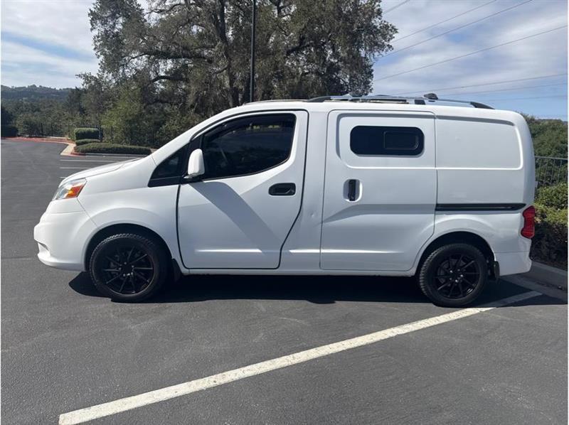 Nissan NV200  2015