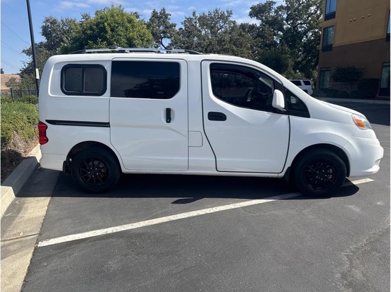 Nissan NV200  2015