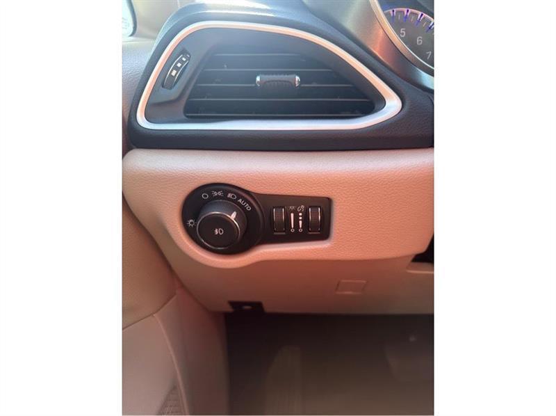 Chrysler Pacifica  2024