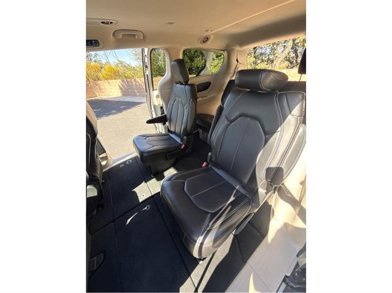 Chrysler Pacifica  2024
